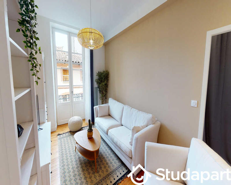 Chambre - 120 m² - 1 pièce