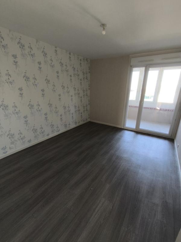 Appartement - 79 m² - 4 pièces