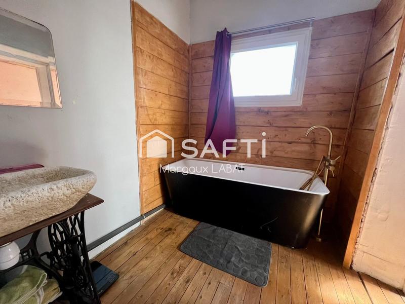 Maison - 380 m² - 10 pièces