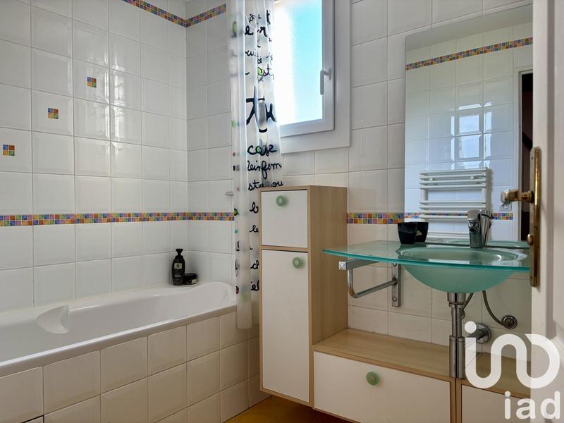 Maison - 121 m² - 5 pièces