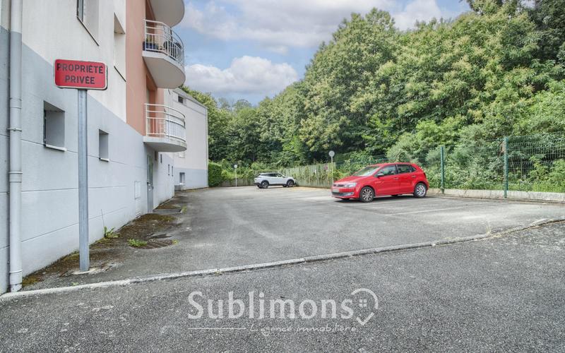 Parking / Garage - 12 m²