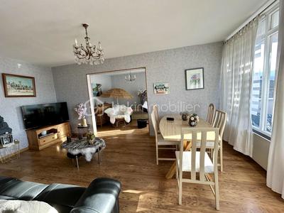 Appartement - 77 m² - 4 pièces