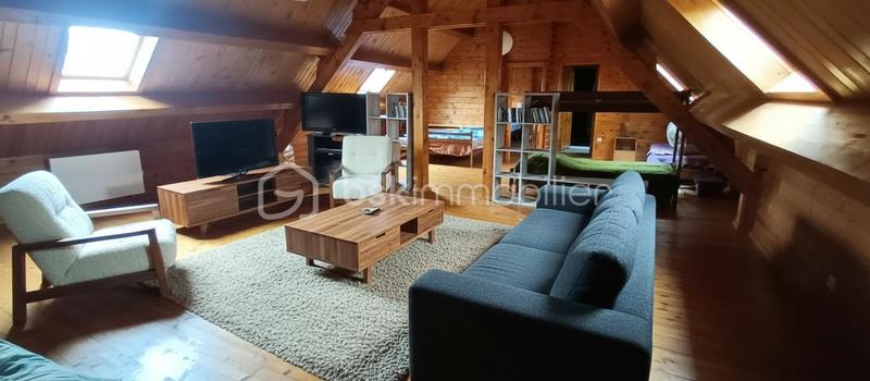 Châlet - 200 m² - 6 pièces