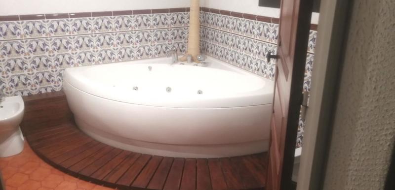 Propriété - 220 m² - 6 pièces