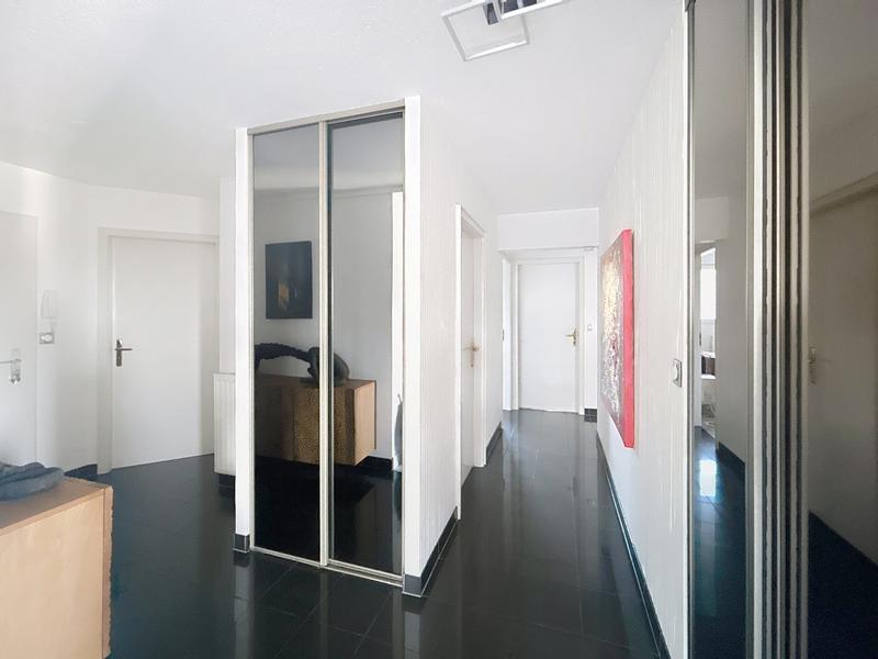 Appartement - 105 m² - 5 pièces