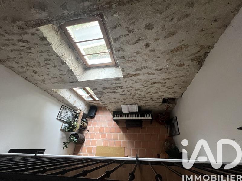 Maison - 230 m² - 7 pièces