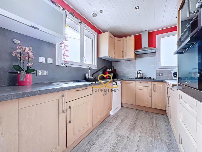 Maison - 84 m² - 4 pièces