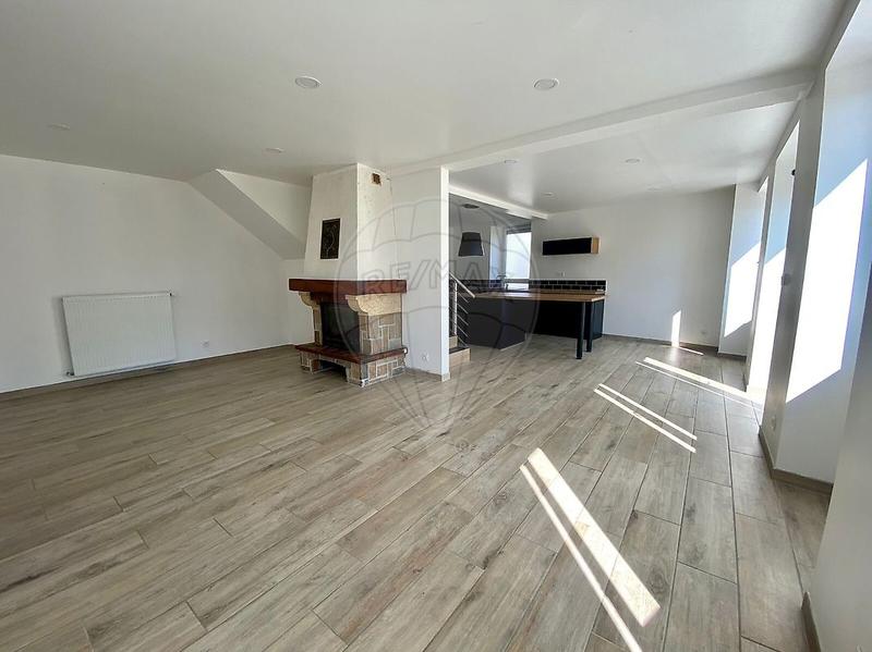 Maison - 146 m² - 6 pièces