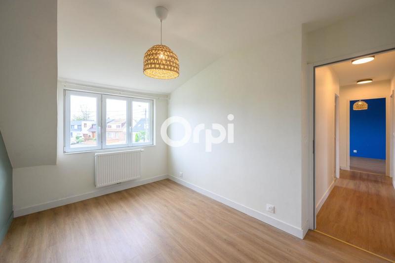 Maison - 98 m² - 5 pièces