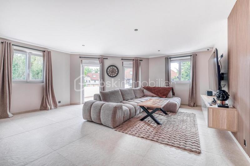 Duplex - 93 m² - 5 pièces