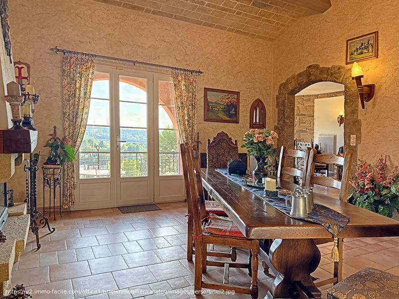 Maison - 124 m² - 5 pièces