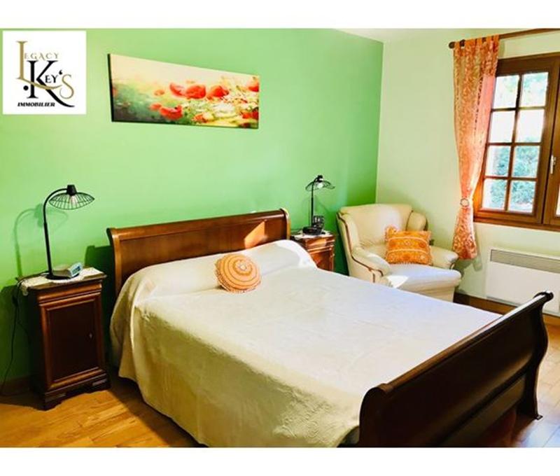 Maison traditionnelle - 166 m² - 5 pièces