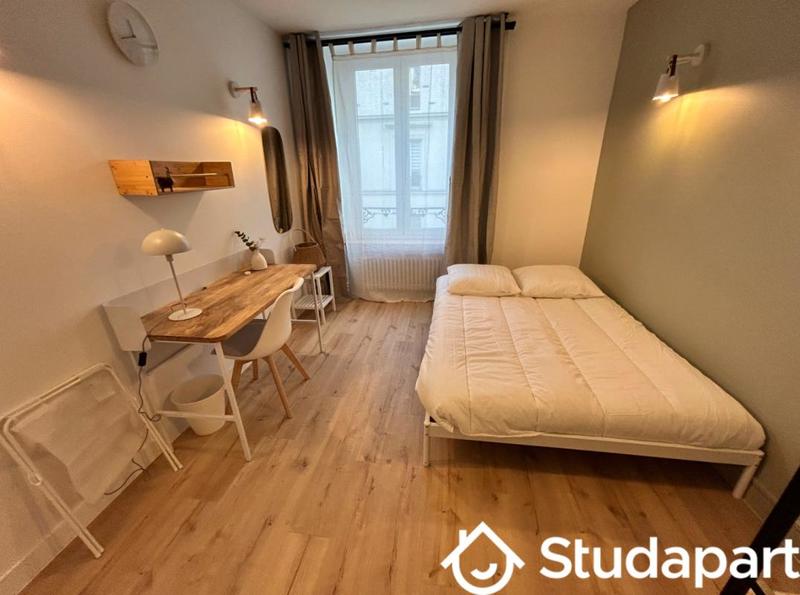 Chambre - 11 m² - 1 pièce