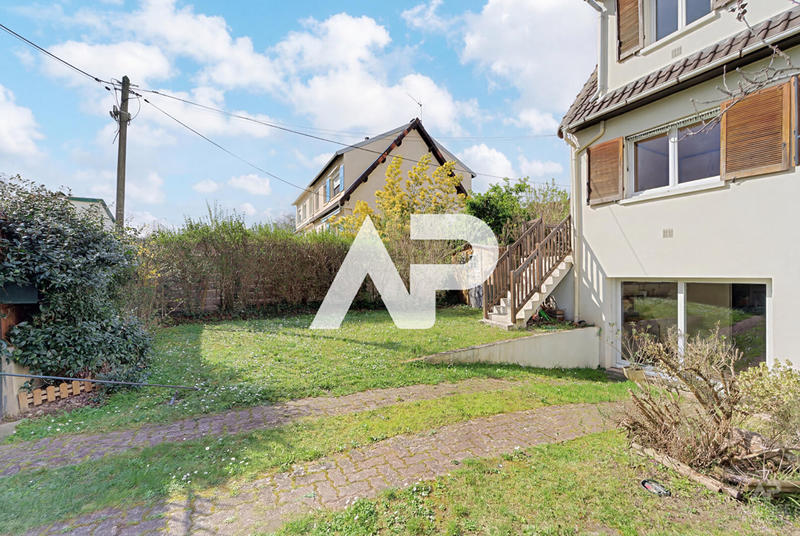 Maison - 132 m² - 7 pièces