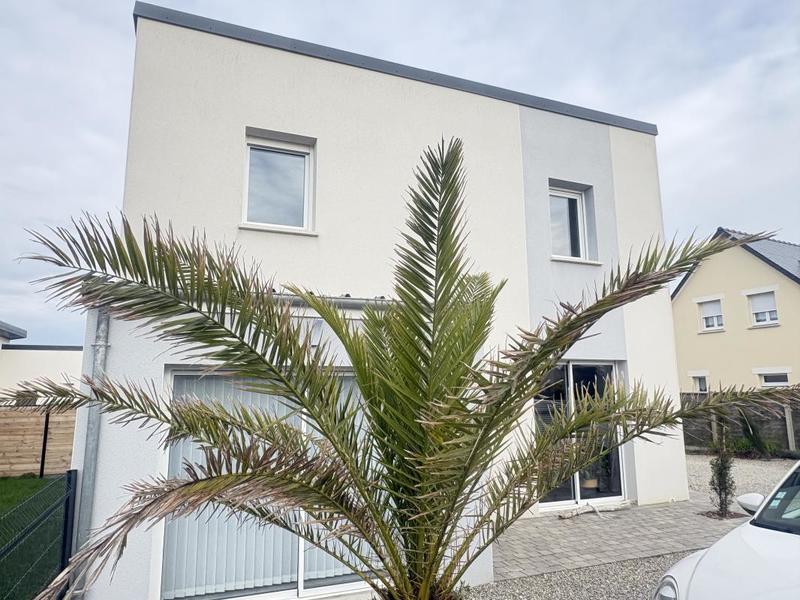 Maison - 105 m² - 5 pièces