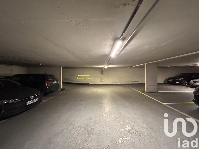 Parking - 23 m²