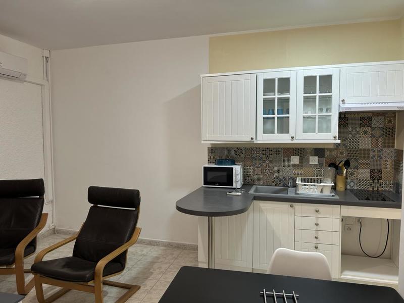 Studio - 24 m² - 1 pièce