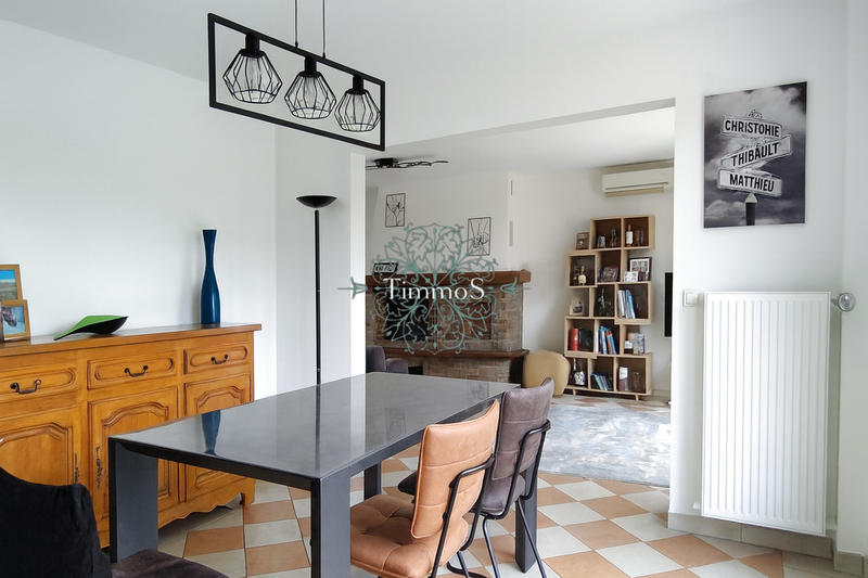 Propriété - 158 m² - 6 pièces