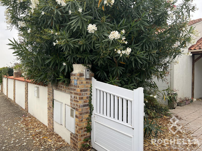 Maison - 104 m² - 4 pièces