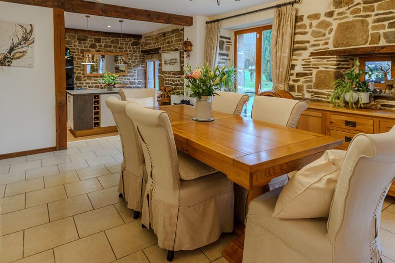 Maison - 144 m² - 5 pièces