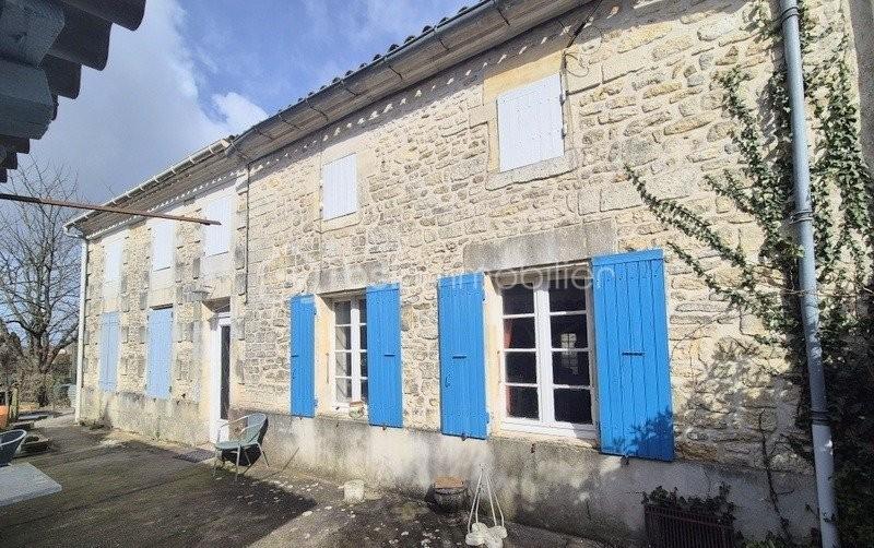 Maison en pierre - 86 m² - 3 pièces