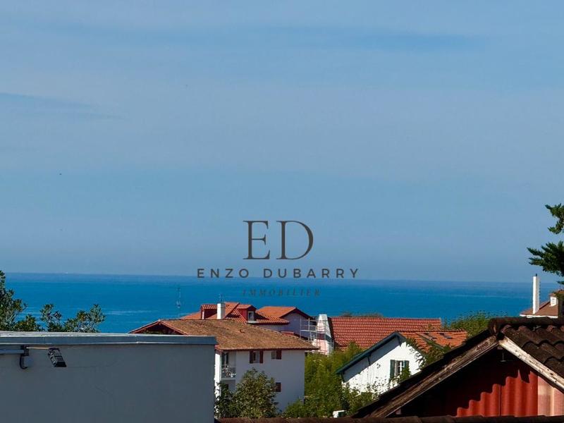 Appartement - 80 m² - 3 pièces