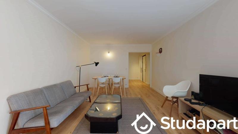 Chambre - 14 m² - 1 pièce