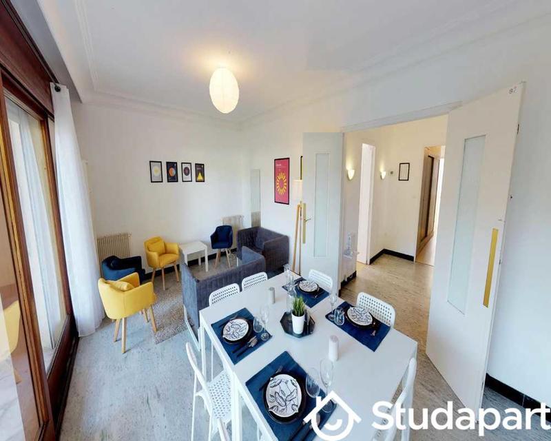 Chambre - 60 m² - 1 pièce