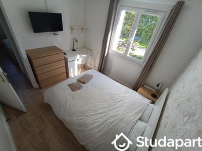 Chambre - 9 m² - 1 pièce