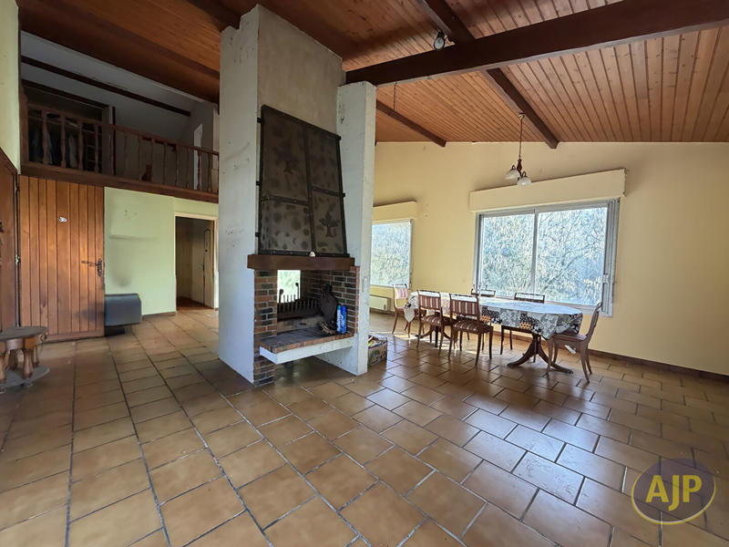 Maison - 123 m² - 4 pièces