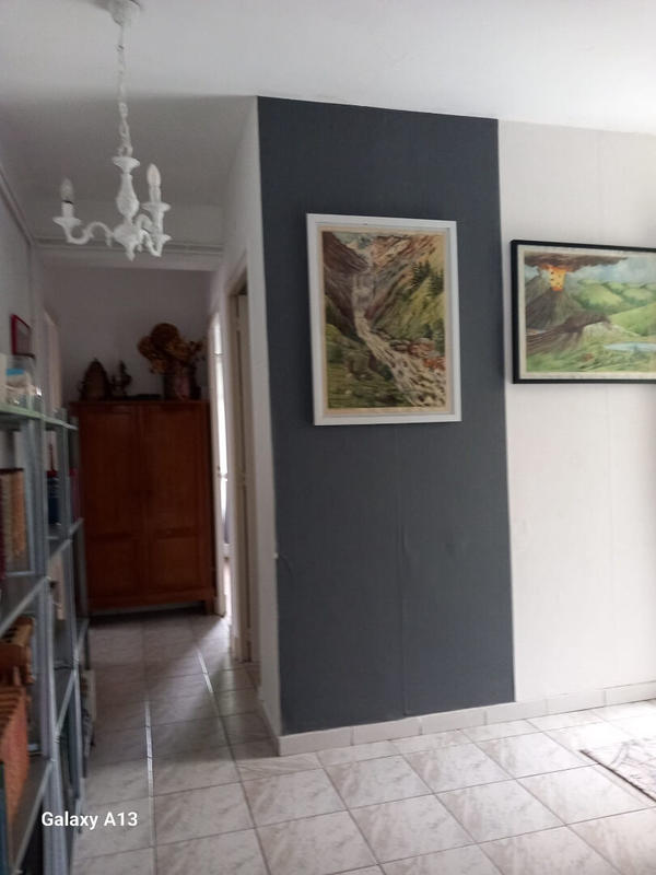 Maison - 180 m² - 9 pièces