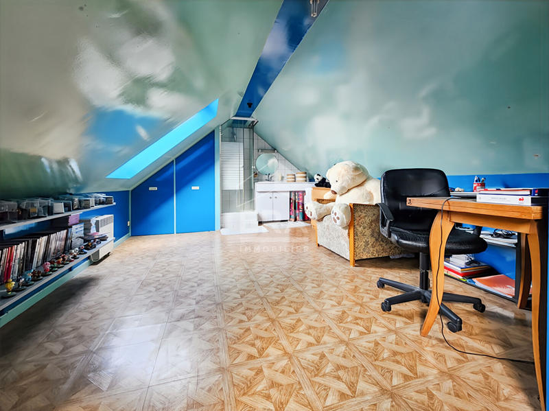 Maison - 110 m² - 7 pièces