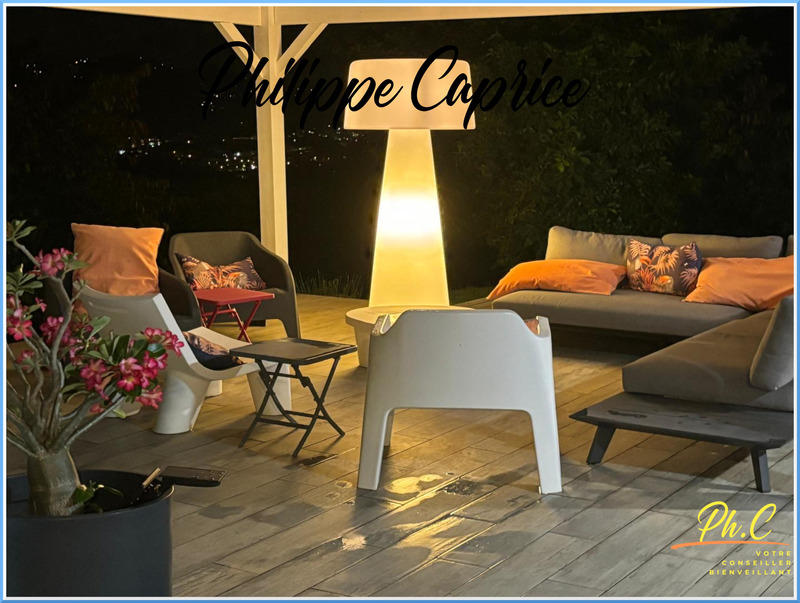 Maison - 127 m² - 5 pièces