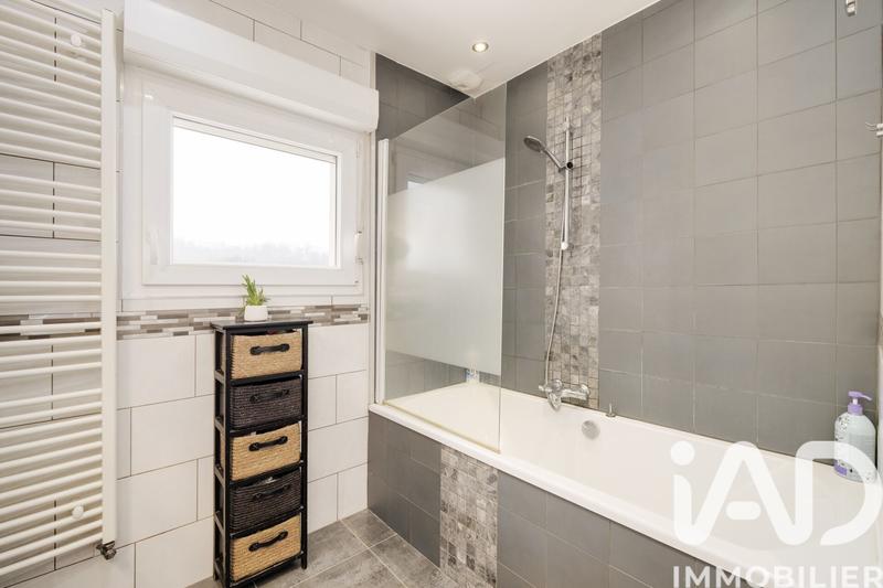 Maison - 168 m² - 7 pièces