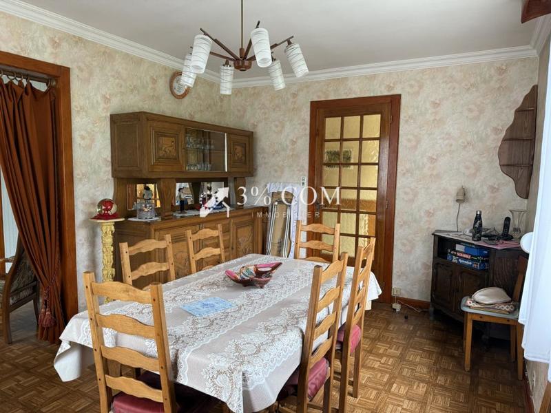 Maison - 102 m² - 6 pièces