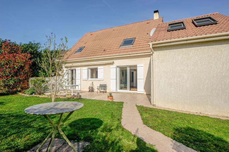 Maison - 150 m² - 6 pièces