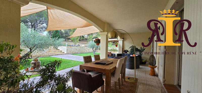 Bastide - 334 m² - 10 pièces