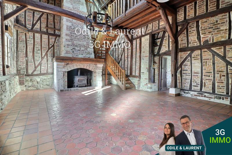 Maison ancienne - 222 m² - 9 pièces