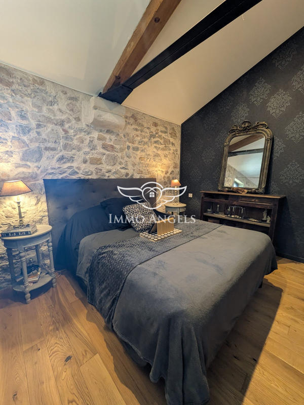 Bastide - 195 m² - 6 pièces