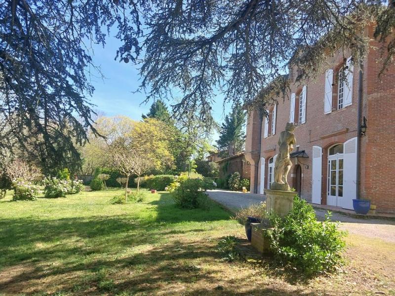 Propriété - 230 m²