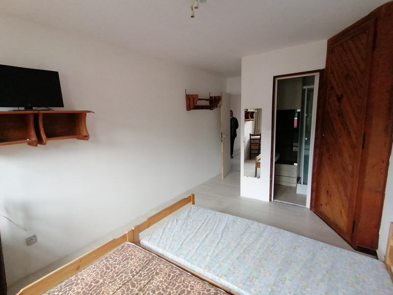 Local d'activités - 616 m²