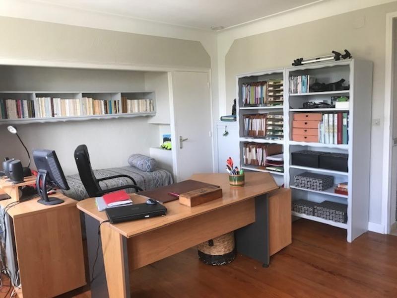 Maison - 198 m² - 8 pièces