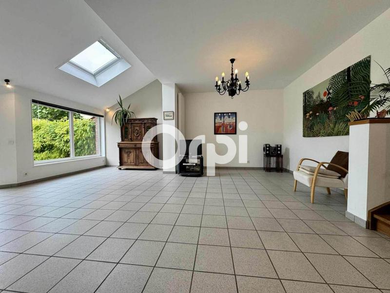 Maison - 206 m² - 7 pièces