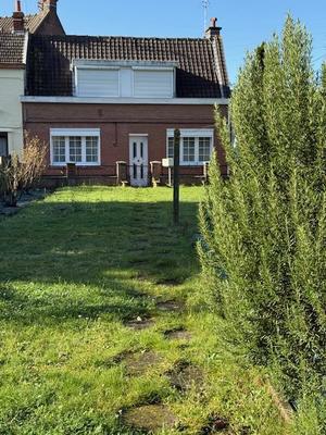 Maison - 90 m² - 3 pièces