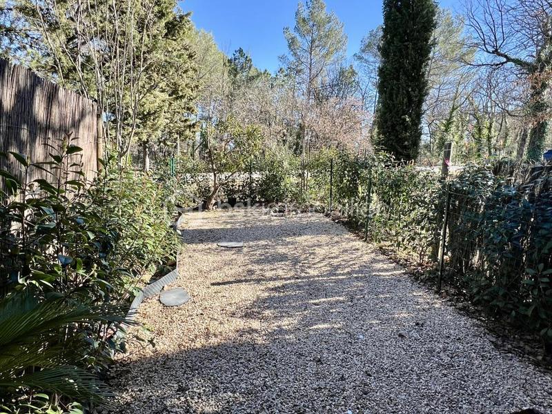 Maison jumelée - 57 m² - 3 pièces