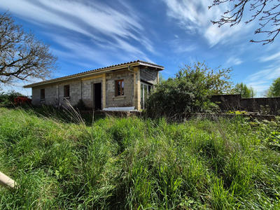 Maison - 108 m² - 4 pièces