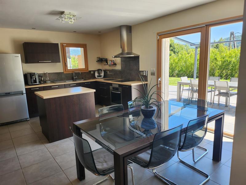 Villa - 280 m² - 10 pièces