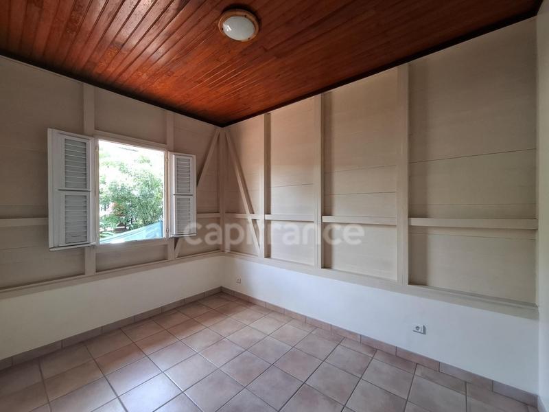 Maison - 158 m² - 7 pièces