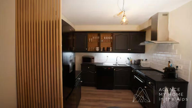 Appartement - 90 m² - 5 pièces