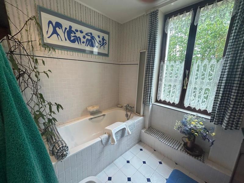 Immeuble - 198 m² - 3 pièces